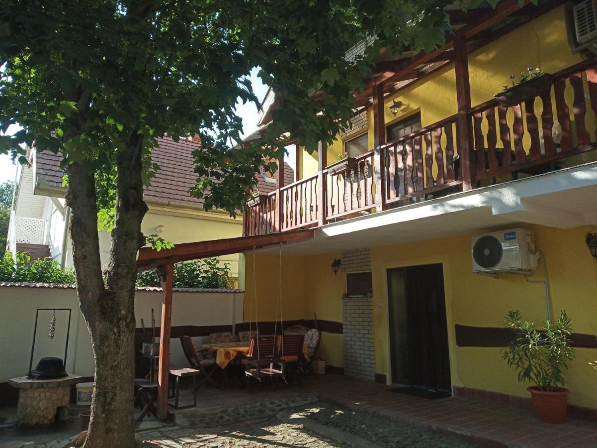 Bazsi Apartman Hajdúszoboszló Exteriér fotografie