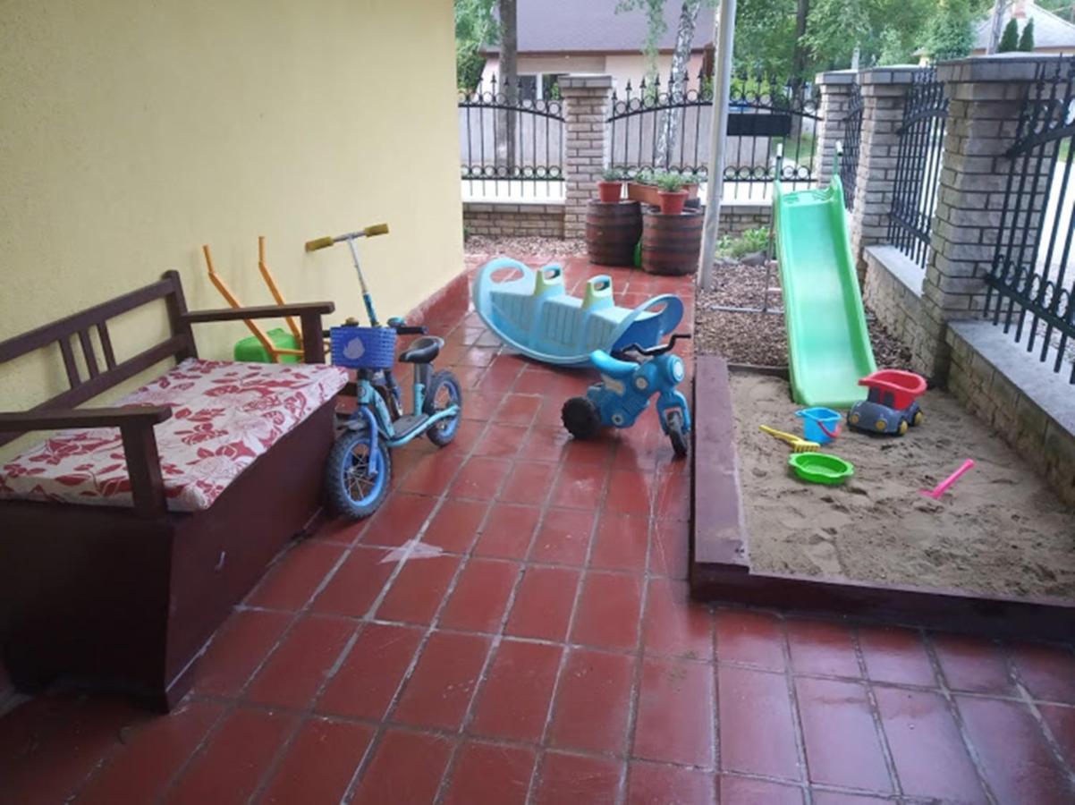 Bazsi Apartman Hajdúszoboszló Exteriér fotografie