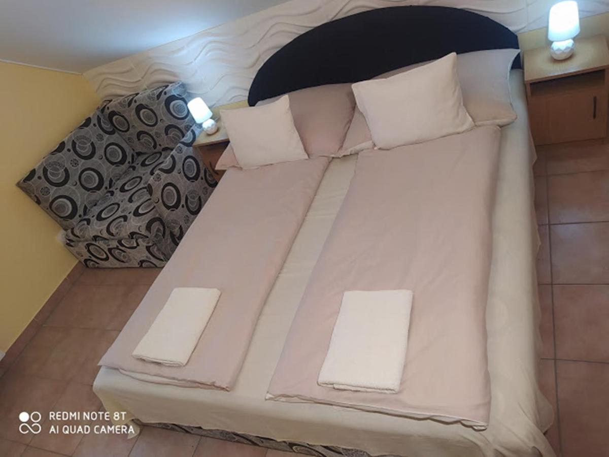 Bazsi Apartman Hajdúszoboszló Exteriér fotografie