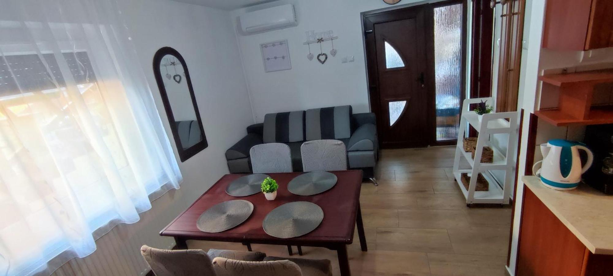 Bazsi Apartman Hajdúszoboszló Exteriér fotografie