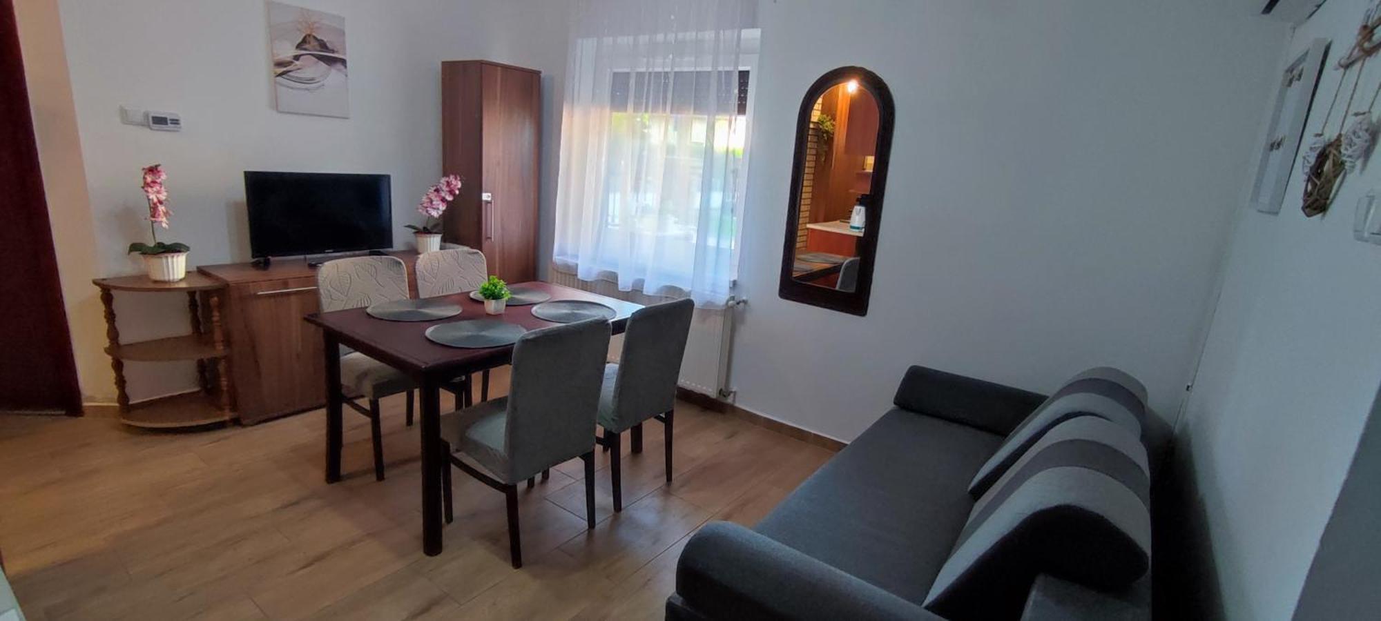 Bazsi Apartman Hajdúszoboszló Exteriér fotografie