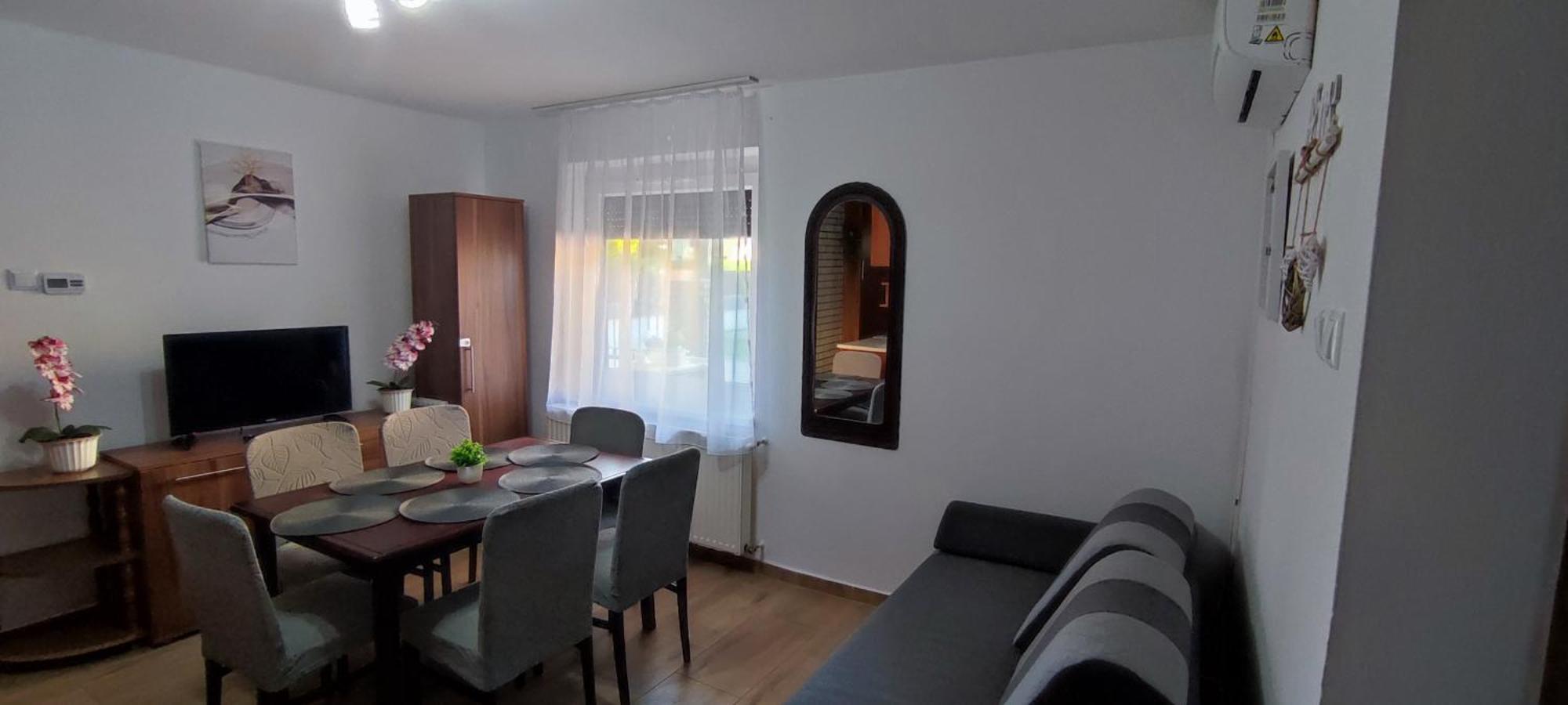 Bazsi Apartman Hajdúszoboszló Exteriér fotografie